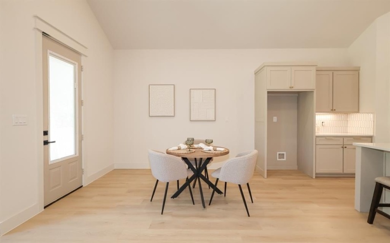 5526 Donnelly Avenue, Fort Worth, TX 76107, 4 Habitaciones Habitaciones , ,2 BañosBaños,Residential,En Venta,5526 Donnelly Avenue,0,21077181