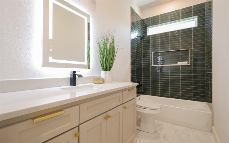 5526 Donnelly Avenue, Fort Worth, TX 76107, 4 Habitaciones Habitaciones , ,2 BañosBaños,Residential,En Venta,5526 Donnelly Avenue,0,21077181