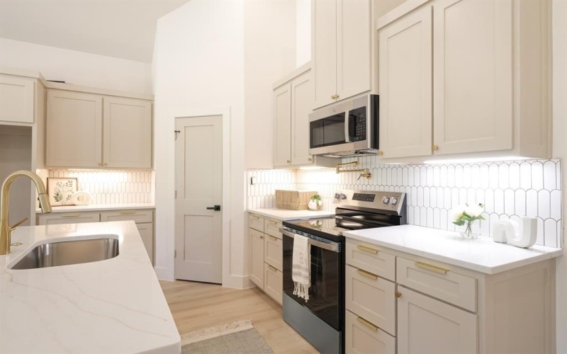 5526 Donnelly Avenue, Fort Worth, TX 76107, 4 Habitaciones Habitaciones , ,2 BañosBaños,Residential,En Venta,5526 Donnelly Avenue,0,21077181