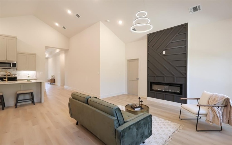 5526 Donnelly Avenue, Fort Worth, TX 76107, 4 Habitaciones Habitaciones , ,2 BañosBaños,Residential,En Venta,5526 Donnelly Avenue,0,21077181