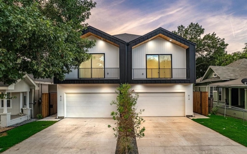 812 W 10th Street, Dallas, TX 75208, 3 Bedrooms Bedrooms, ,2 BathroomsBathrooms,Residential,For Sale,812 W 10th Street,0,21077240