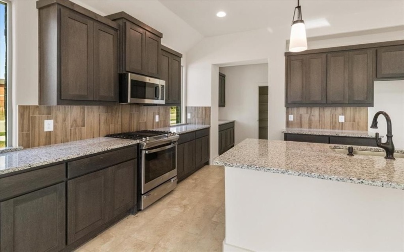 929 Ryed Lane, Fort Worth, TX 76120, 4 Bedrooms Bedrooms, ,3 BathroomsBathrooms,Residential,For Sale,929 Ryed Lane,0,21077317