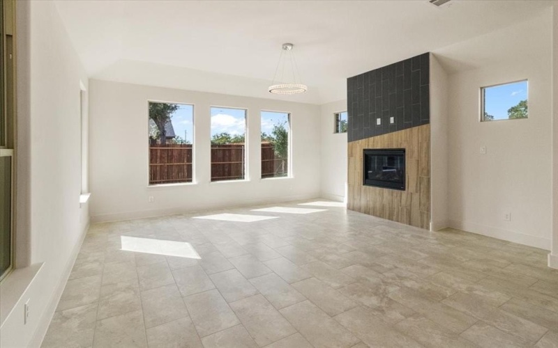 929 Ryed Lane, Fort Worth, TX 76120, 4 Bedrooms Bedrooms, ,3 BathroomsBathrooms,Residential,For Sale,929 Ryed Lane,0,21077317