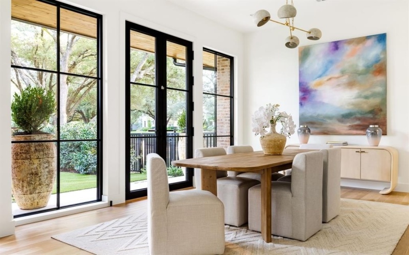 3944 Dalgreen Drive, Dallas, TX 75214, 5 Bedrooms Bedrooms, ,6 BathroomsBathrooms,Residential,For Sale,3944 Dalgreen Drive,0,21077338