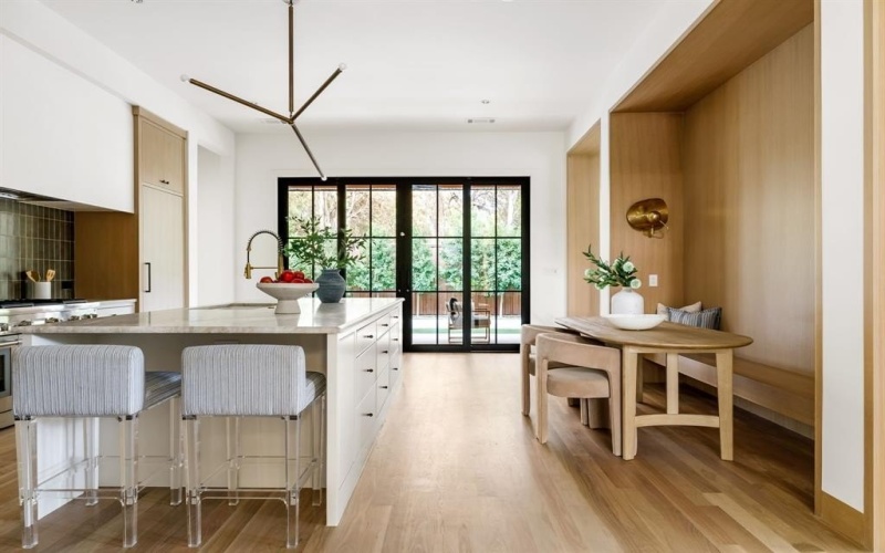 3944 Dalgreen Drive, Dallas, TX 75214, 5 Bedrooms Bedrooms, ,6 BathroomsBathrooms,Residential,For Sale,3944 Dalgreen Drive,0,21077338