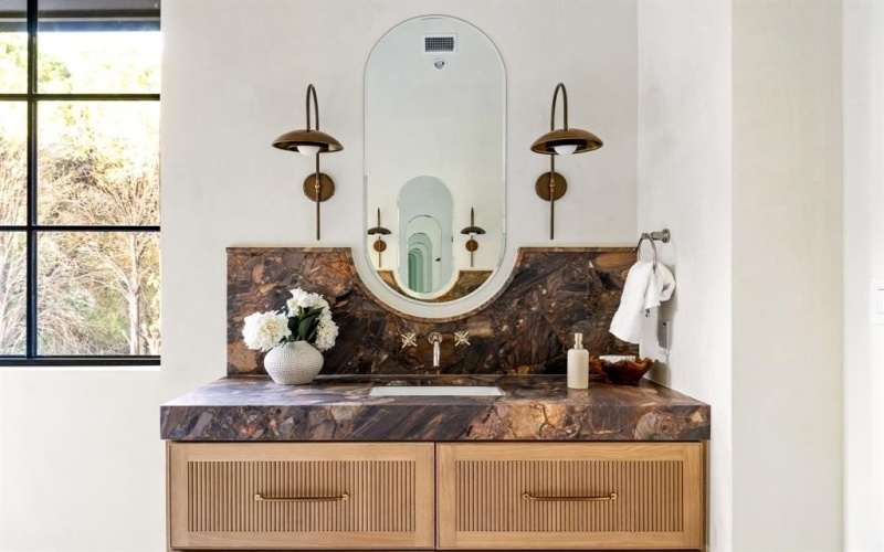 3944 Dalgreen Drive, Dallas, TX 75214, 5 Bedrooms Bedrooms, ,6 BathroomsBathrooms,Residential,For Sale,3944 Dalgreen Drive,0,21077338