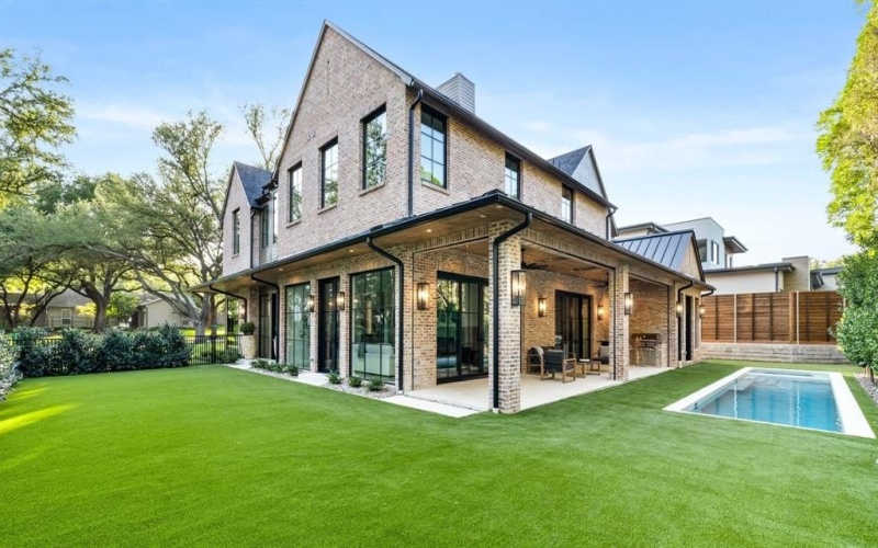 3944 Dalgreen Drive, Dallas, TX 75214, 5 Bedrooms Bedrooms, ,6 BathroomsBathrooms,Residential,For Sale,3944 Dalgreen Drive,0,21077338