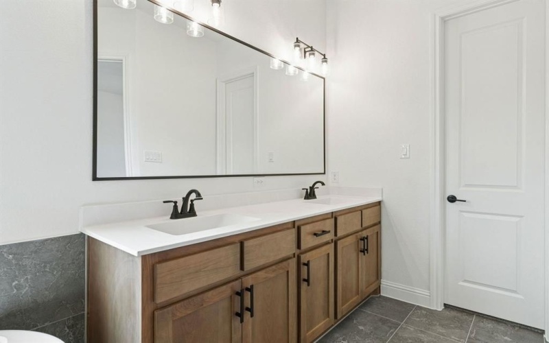 1014 Emerald Trace Drive, Justin, TX 76247, 4 Habitaciones Habitaciones , ,3 BañosBaños,Residential,En Venta,1014 Emerald Trace Drive,0,21077433