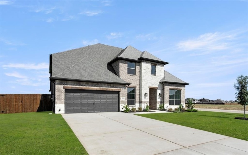 116 Grey Wolf Court, Godley, TX 76044, 5 Bedrooms Bedrooms, ,5 BathroomsBathrooms,Residential,For Sale,116 Grey Wolf Court,0,21077450