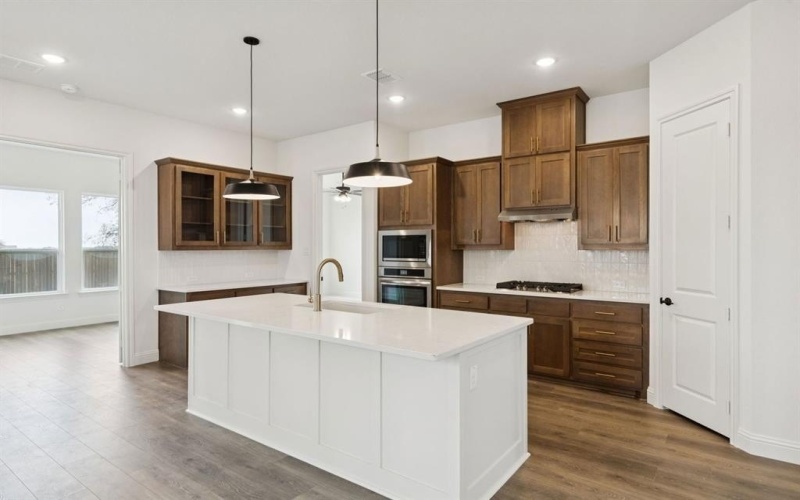 1090 Foxtail Drive, Justin, TX 76247, 4 Bedrooms Bedrooms, ,3 BathroomsBathrooms,Residential,For Sale,1090 Foxtail Drive,0,21077467