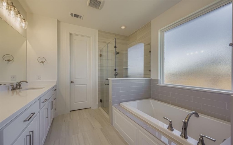 313 Barn Swallow Drive, Celina, TX 75009, 4 Habitaciones Habitaciones , ,3 BañosBaños,Residential,En Venta,313 Barn Swallow Drive,0,21077516