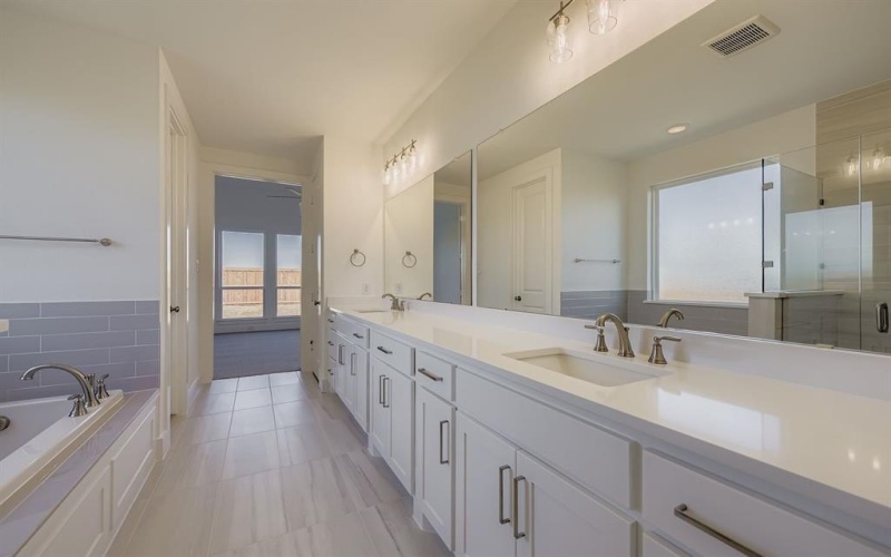 313 Barn Swallow Drive, Celina, TX 75009, 4 Habitaciones Habitaciones , ,3 BañosBaños,Residential,En Venta,313 Barn Swallow Drive,0,21077516