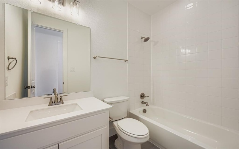 313 Barn Swallow Drive, Celina, TX 75009, 4 Habitaciones Habitaciones , ,3 BañosBaños,Residential,En Venta,313 Barn Swallow Drive,0,21077516