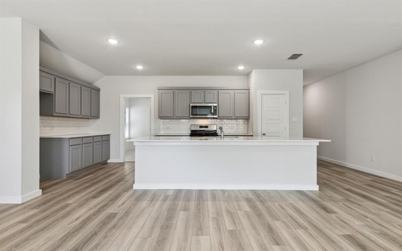 428 Blackwater Trail, Waxahachie, TX 75165, 3 Bedrooms Bedrooms, ,2 BathroomsBathrooms,Residential,For Sale,428 Blackwater Trail,0,21077529