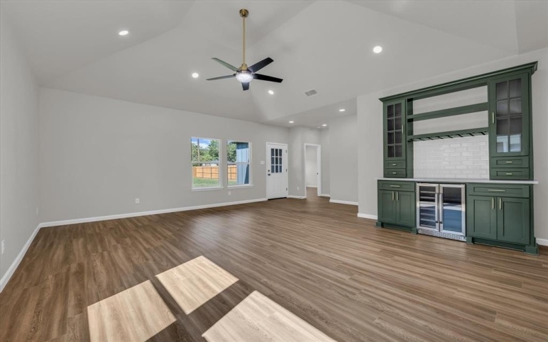 3211 Parrott Avenue, Waco, TX 76707, 3 Bedrooms Bedrooms, ,2 BathroomsBathrooms,Residential,For Sale,3211 Parrott Avenue,0,21077530