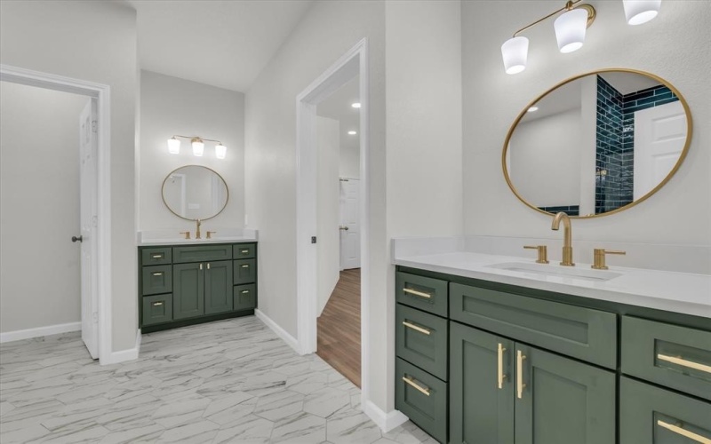 3211 Parrott Avenue, Waco, TX 76707, 3 Bedrooms Bedrooms, ,2 BathroomsBathrooms,Residential,For Sale,3211 Parrott Avenue,0,21077530