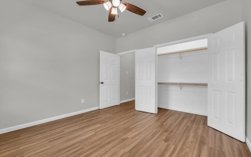 3211 Parrott Avenue, Waco, TX 76707, 3 Bedrooms Bedrooms, ,2 BathroomsBathrooms,Residential,For Sale,3211 Parrott Avenue,0,21077530
