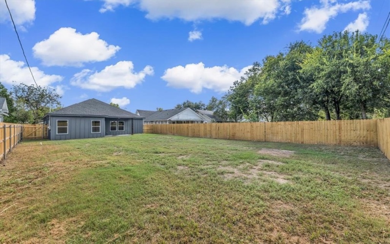 3211 Parrott Avenue, Waco, TX 76707, 3 Bedrooms Bedrooms, ,2 BathroomsBathrooms,Residential,For Sale,3211 Parrott Avenue,0,21077530