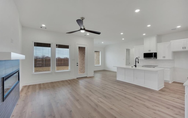 4312 Laurel Trail, Midlothian, TX 76065, 3 Bedrooms Bedrooms, ,2 BathroomsBathrooms,Residential,For Sale,4312 Laurel Trail,0,21077547