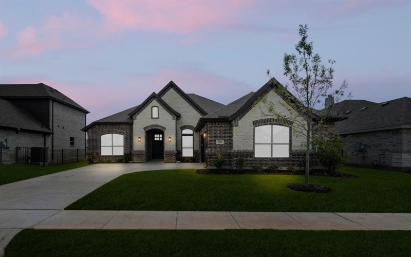 316 Bowrider Lane, Granbury, TX 76049, 3 Habitaciones Habitaciones , ,2 BañosBaños,Residential,En Venta,316 Bowrider Lane,0,21077560