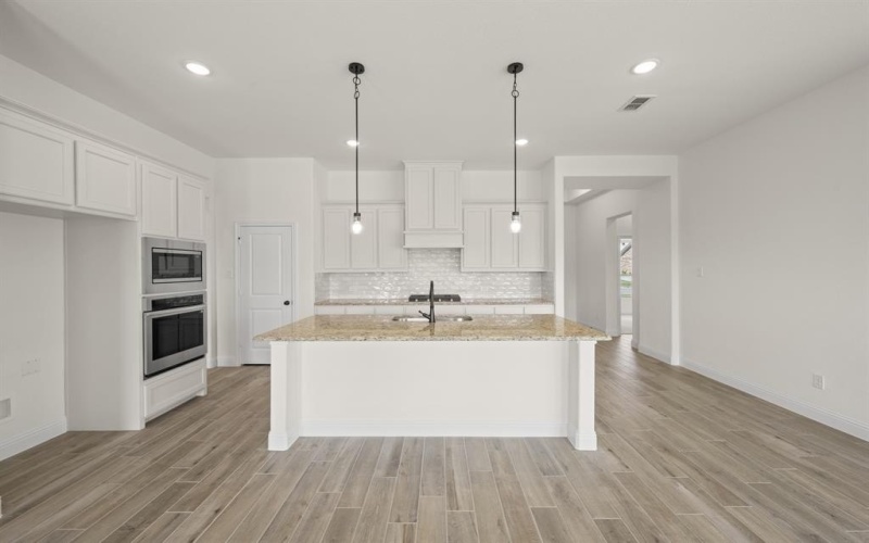 316 Bowrider Lane, Granbury, TX 76049, 3 Habitaciones Habitaciones , ,2 BañosBaños,Residential,En Venta,316 Bowrider Lane,0,21077560
