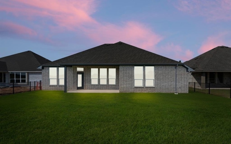 369 Paddle Boat Drive, Granbury, TX 76049, 3 Habitaciones Habitaciones , ,2 BañosBaños,Residential,En Venta,369 Paddle Boat Drive,0,21077577