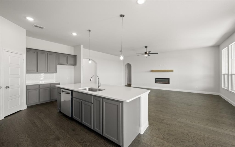 369 Paddle Boat Drive, Granbury, TX 76049, 3 Habitaciones Habitaciones , ,2 BañosBaños,Residential,En Venta,369 Paddle Boat Drive,0,21077577