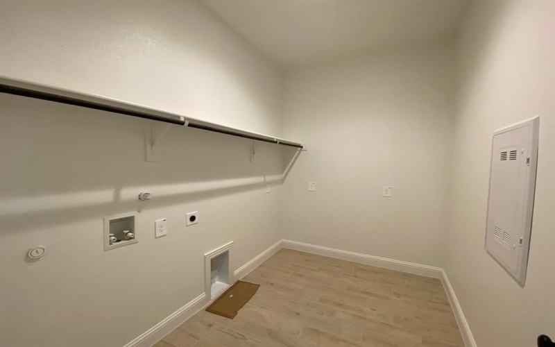 5028 Picasso Road, Royse City, TX 75189, 3 Bedrooms Bedrooms, ,2 BathroomsBathrooms,Residential,For Sale,5028 Picasso Road,0,21077595
