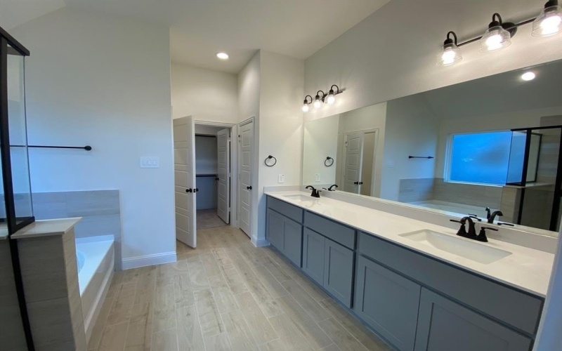 5028 Picasso Road, Royse City, TX 75189, 3 Bedrooms Bedrooms, ,2 BathroomsBathrooms,Residential,For Sale,5028 Picasso Road,0,21077595
