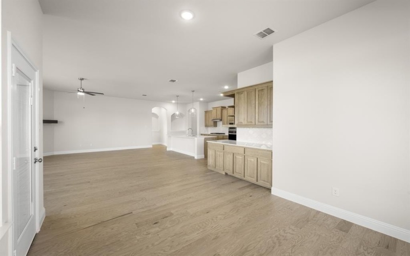 901 Meadow View Drive, Cleburne, TX 76033, 4 Habitaciones Habitaciones , ,2 BañosBaños,Residential,En Venta,901 Meadow View Drive,0,21077597