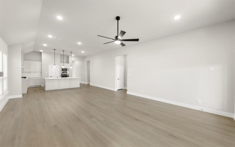 1027 Gracious Drive, Lucas, TX 75098, 4 Bedrooms Bedrooms, ,3 BathroomsBathrooms,Residential,For Sale,1027 Gracious Drive,0,21077613