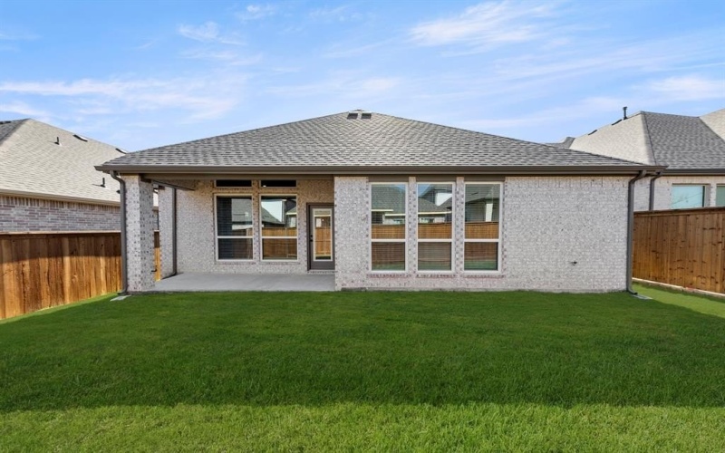 1027 Gracious Drive, Lucas, TX 75098, 4 Bedrooms Bedrooms, ,3 BathroomsBathrooms,Residential,For Sale,1027 Gracious Drive,0,21077613