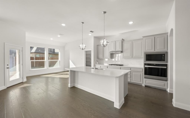 904 Meadow View Drive, Cleburne, TX 76033, 4 Bedrooms Bedrooms, ,3 BathroomsBathrooms,Residential,For Sale,904 Meadow View Drive,0,21077619