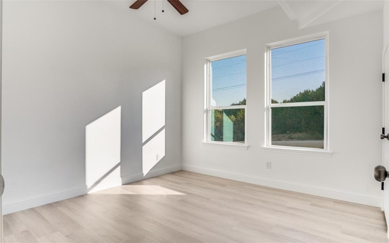5612 Barkridge Drive, Granbury, TX 76048, 4 Bedrooms Bedrooms, ,3 BathroomsBathrooms,Residential,For Sale,5612 Barkridge Drive,0,21077681