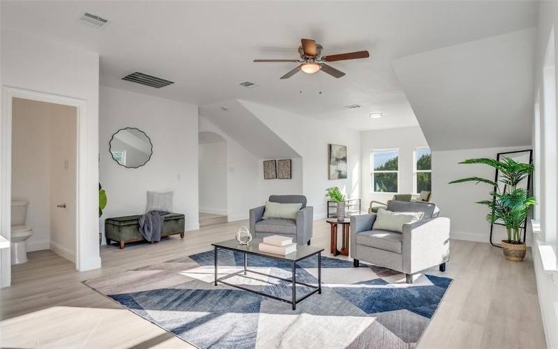 5612 Barkridge Drive, Granbury, TX 76048, 4 Bedrooms Bedrooms, ,3 BathroomsBathrooms,Residential,For Sale,5612 Barkridge Drive,0,21077681
