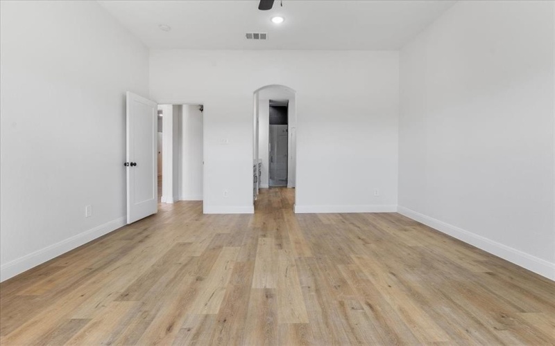 4715 Ramey Avenue, Fort Worth, TX 76105, 4 Bedrooms Bedrooms, ,2 BathroomsBathrooms,Residential,For Sale,4715 Ramey Avenue,0,21077687