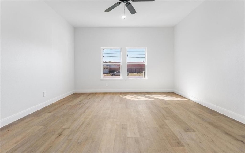 4715 Ramey Avenue, Fort Worth, TX 76105, 4 Bedrooms Bedrooms, ,2 BathroomsBathrooms,Residential,For Sale,4715 Ramey Avenue,0,21077687