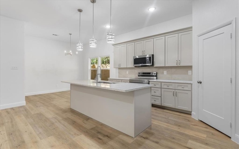 4715 Ramey Avenue, Fort Worth, TX 76105, 4 Bedrooms Bedrooms, ,2 BathroomsBathrooms,Residential,For Sale,4715 Ramey Avenue,0,21077687