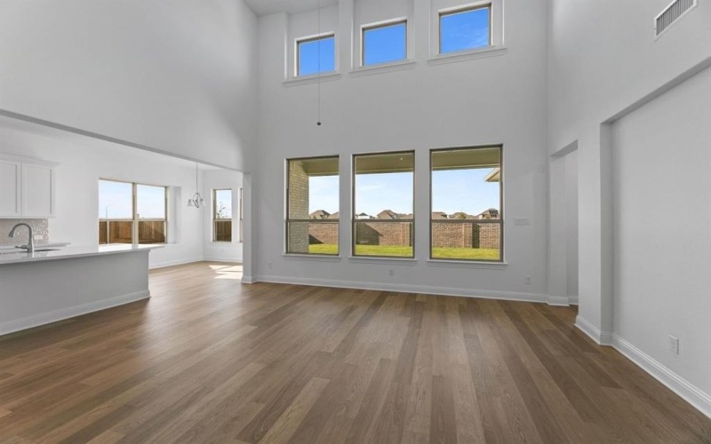2211 Birch Street, Mansfield, TX 76063, 5 Bedrooms Bedrooms, ,5 BathroomsBathrooms,Residential,For Sale,2211 Birch Street,0,21077742