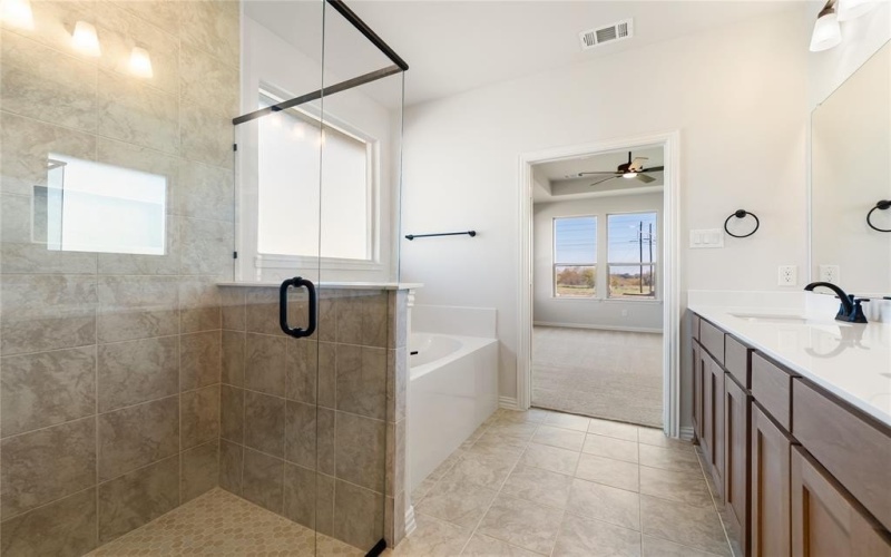 30 Roosevelt Lane, Valley View, TX 76272, 4 Habitaciones Habitaciones , ,2 BañosBaños,Residential,En Venta,30 Roosevelt Lane,0,21077831