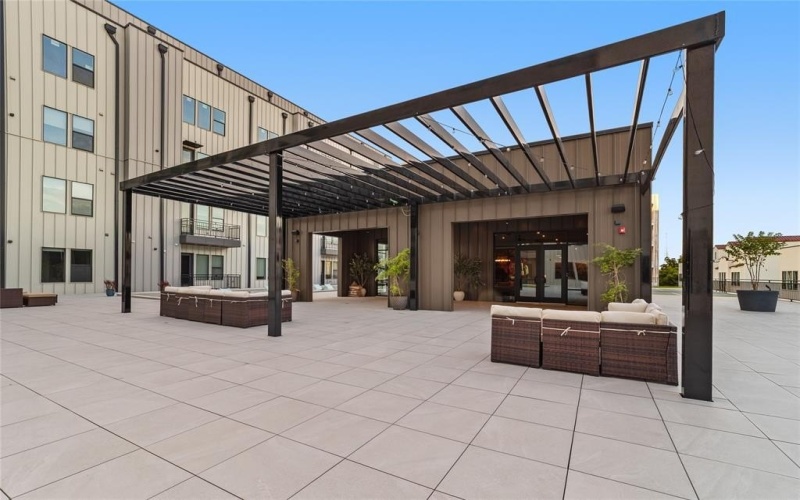 1900 S Ervay Street #308, Dallas, TX 75215, 2 Bedrooms Bedrooms, ,2 BathroomsBathrooms,Residential,For Sale,1900 S Ervay Street,0,21077867