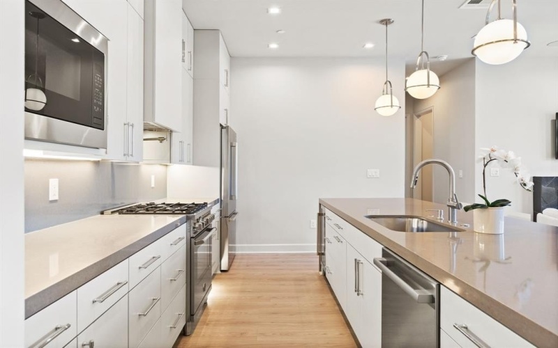 1900 S Ervay Street #308, Dallas, TX 75215, 2 Bedrooms Bedrooms, ,2 BathroomsBathrooms,Residential,For Sale,1900 S Ervay Street,0,21077867