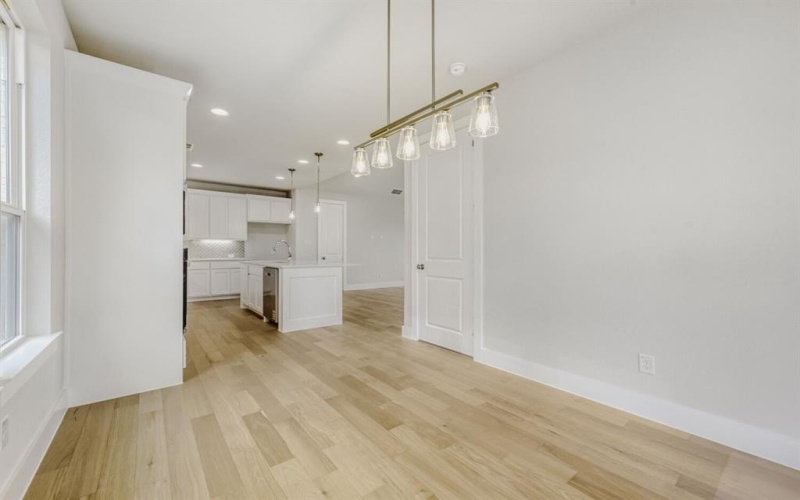 6033 Davis Knoll Drive, Fort Worth, TX 76126, 3 Bedrooms Bedrooms, ,2 BathroomsBathrooms,Residential,For Sale,6033 Davis Knoll Drive,0,21077886