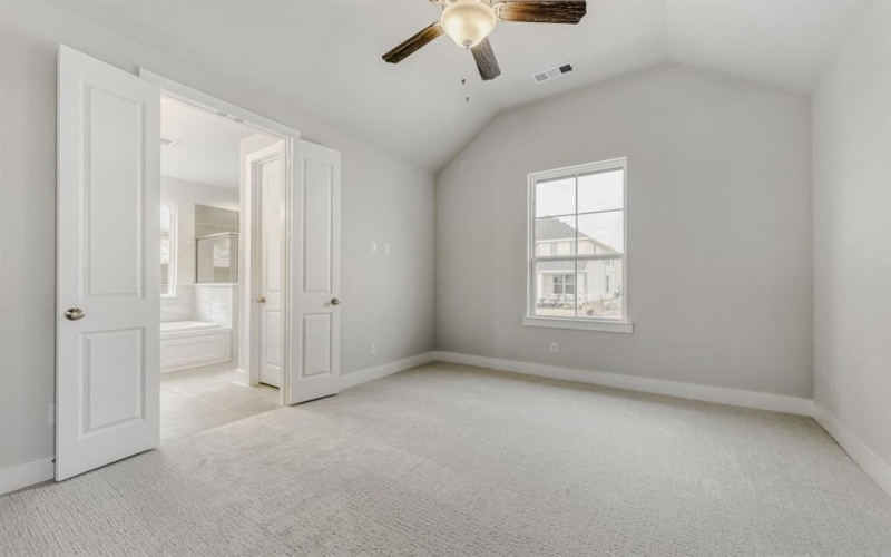 6033 Davis Knoll Drive, Fort Worth, TX 76126, 3 Bedrooms Bedrooms, ,2 BathroomsBathrooms,Residential,For Sale,6033 Davis Knoll Drive,0,21077886