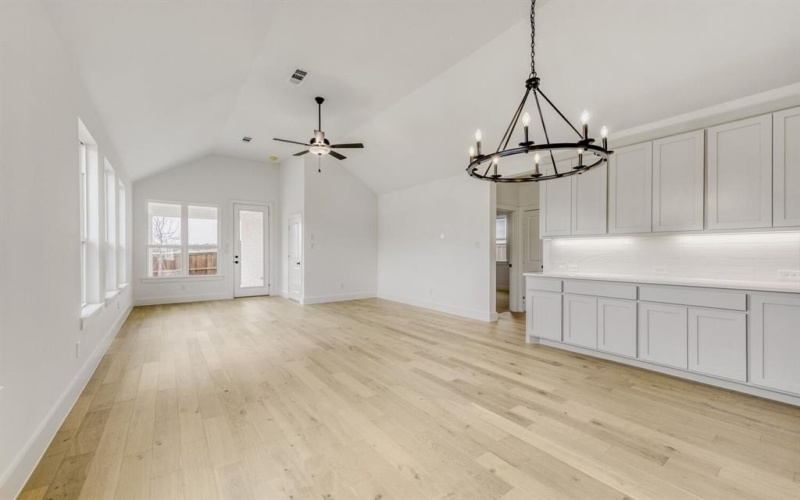 6024 Silverstein Street, Fort Worth, TX 76126, 3 Habitaciones Habitaciones , ,2 BañosBaños,Residential,En Venta,6024 Silverstein Street,0,21077918