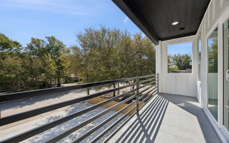 811 N Bond Avenue, Dallas, TX 75211, 4 Habitaciones Habitaciones , ,3 BañosBaños,Residential,En Venta,811 N Bond Avenue,0,21077983