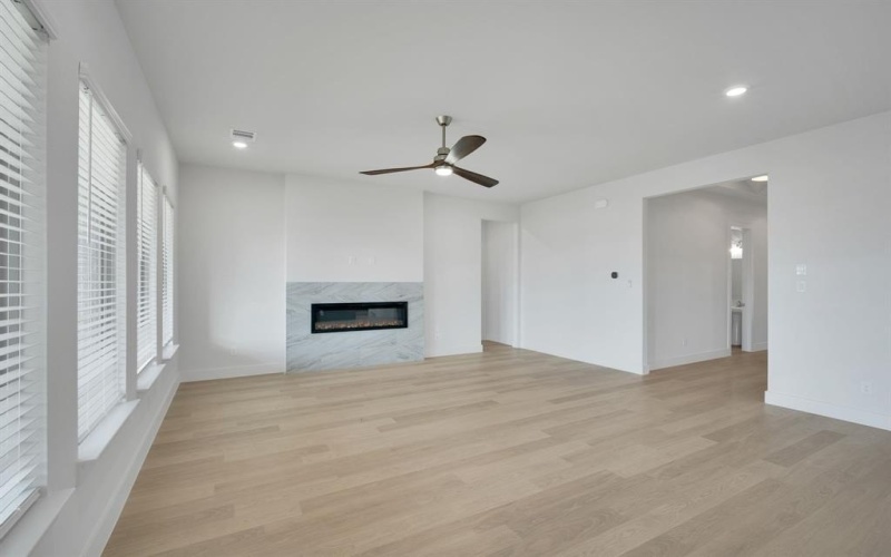 4308 Laurel Trail, Midlothian, TX 76065, 4 Bedrooms Bedrooms, ,2 BathroomsBathrooms,Residential,For Sale,4308 Laurel Trail,0,21078113