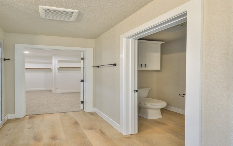 1611 Quanah Parker St, Plains, TX 79355, 4 Habitaciones Habitaciones , ,2 BañosBaños,Residential,En Venta,1611 Quanah Parker St,0,163436