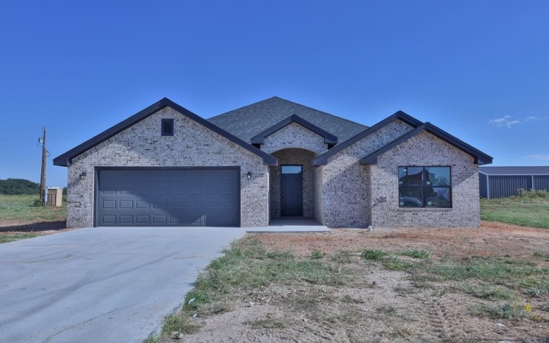 1611 Quanah Parker St, Plains, TX 79355, 4 Habitaciones Habitaciones , ,2 BañosBaños,Residential,En Venta,1611 Quanah Parker St,0,163436