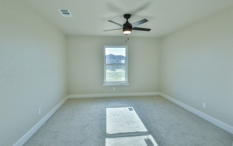 1611 Quanah Parker St, Plains, TX 79355, 4 Habitaciones Habitaciones , ,2 BañosBaños,Residential,En Venta,1611 Quanah Parker St,0,163436